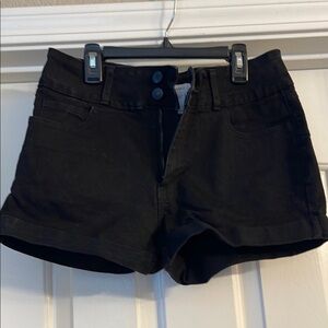 Forever 21 Women's Black Shorts size 28
